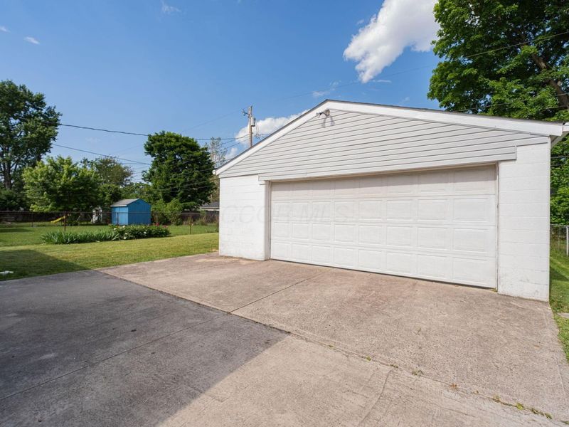 3621 Tylor Drive, Columbus, OH 43232 Photo 19