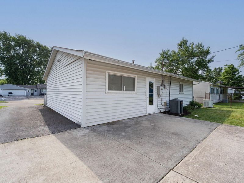 3621 Tylor Drive, Columbus, OH 43232 Photo 20