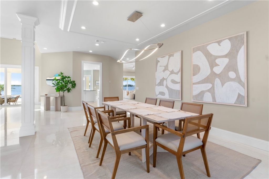 526 Point Lane, Vero Beach, FL 32963 Photo