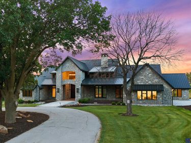 11700 Van Dorn Street, Walton, NE 68461