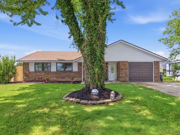 234 Meadow Lane , Plainfield, IN 46168