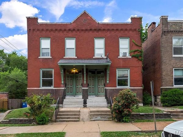 3343 Virginia Avenue , St Louis, MO 63118