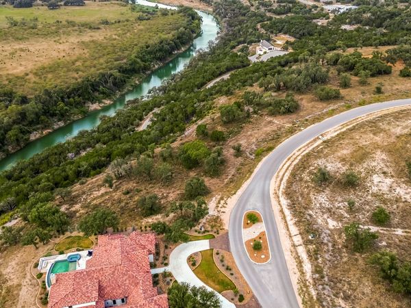 1817 Paradise Pkwy, Canyon Lake, TX 78133