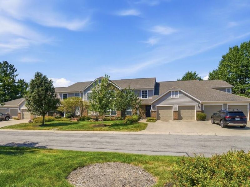 208 S Watchtower Drive, Unit 304, Wilder, KY 41076 Photo 3