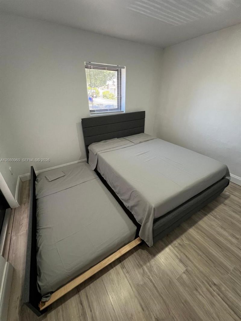 1421 N 68th Ter, Hollywood, FL 33024 Photo