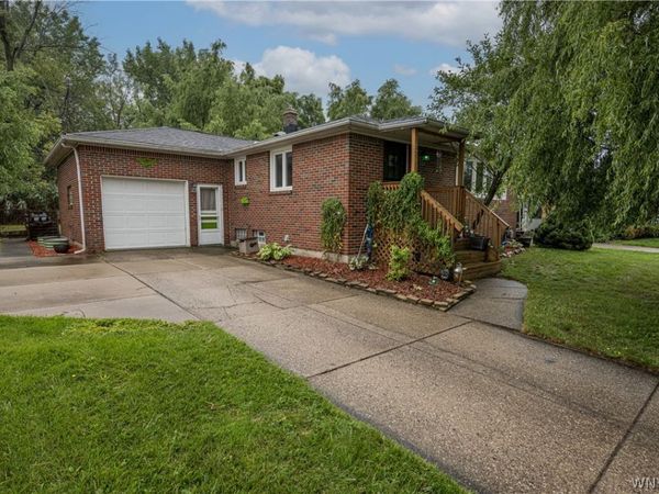 89 Freda Avenue , Buffalo, NY 14225