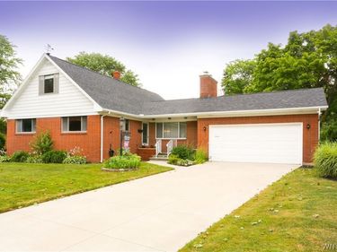 11 Hunting Road, Cheektowaga, NY 14215