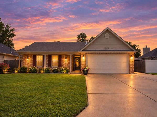 19638 E 38th Place S, Broken Arrow, OK 74014