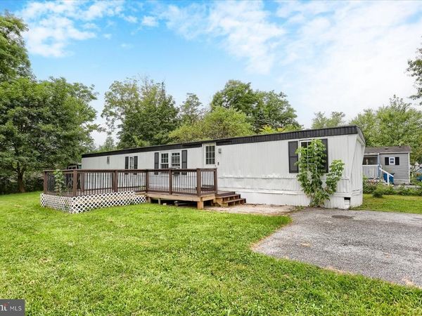 18 AMARA LANE, CARLISLE, PA 17015