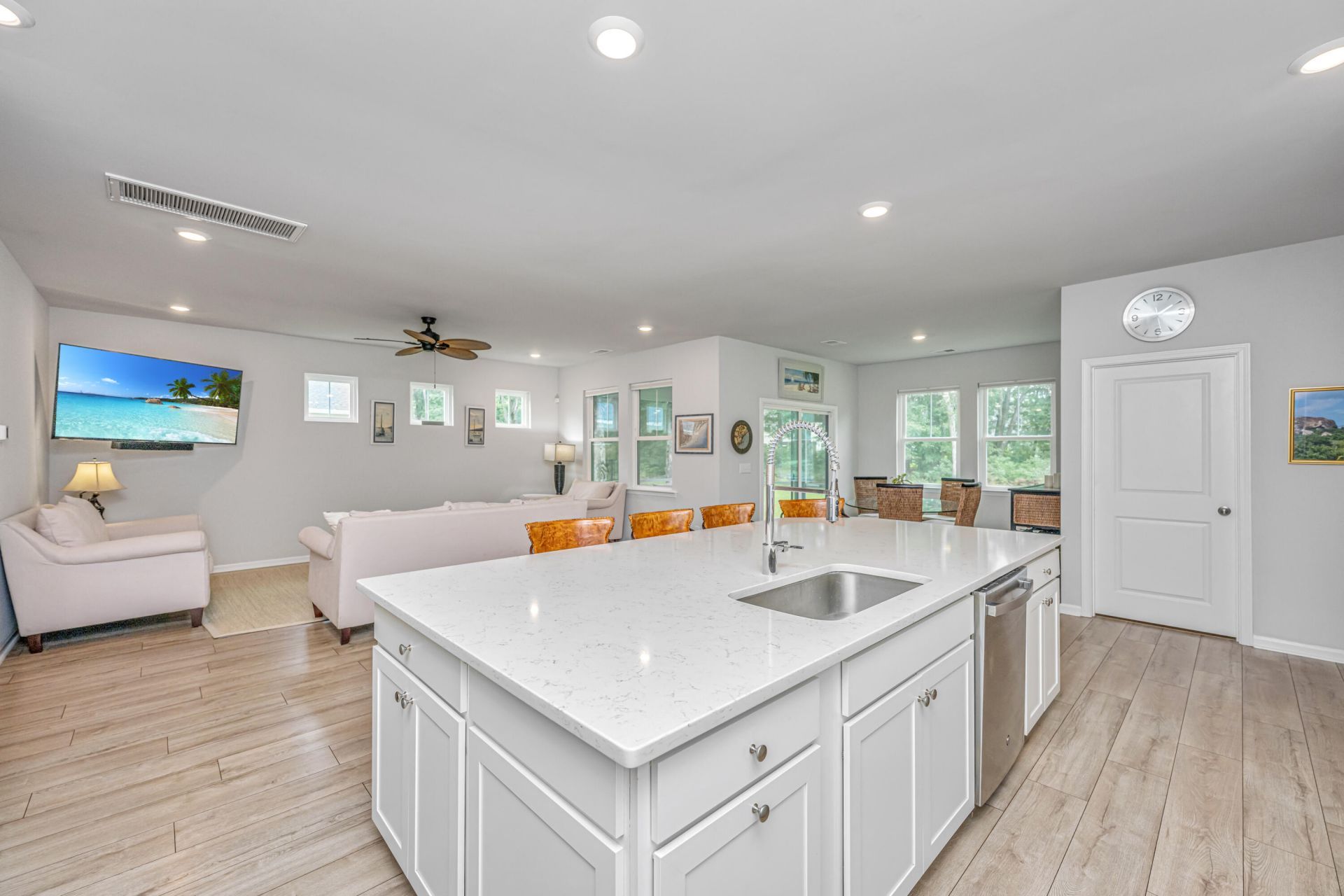 7074 Pumpkinseed Drive Photo 19