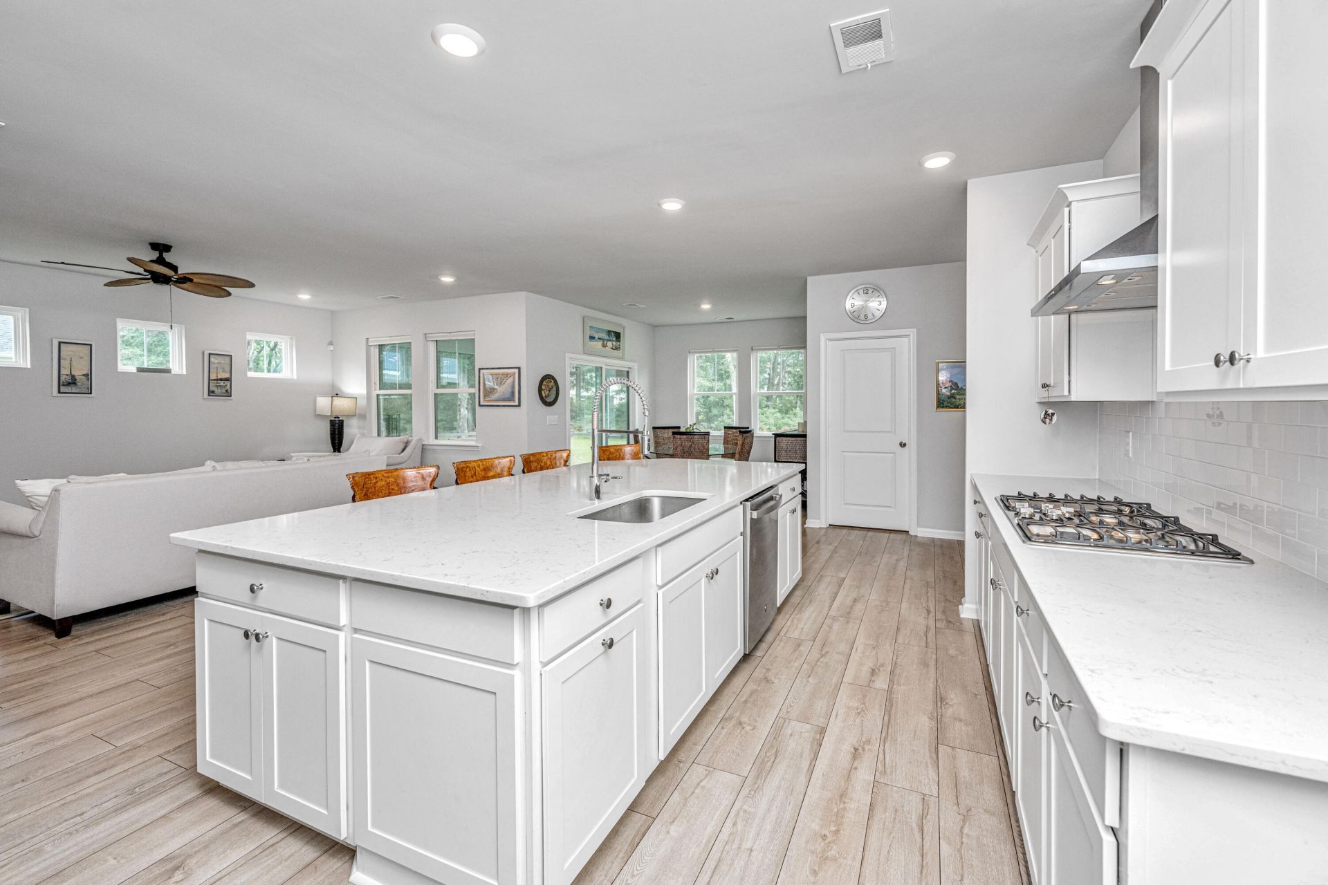 7074 Pumpkinseed Drive Photo 23