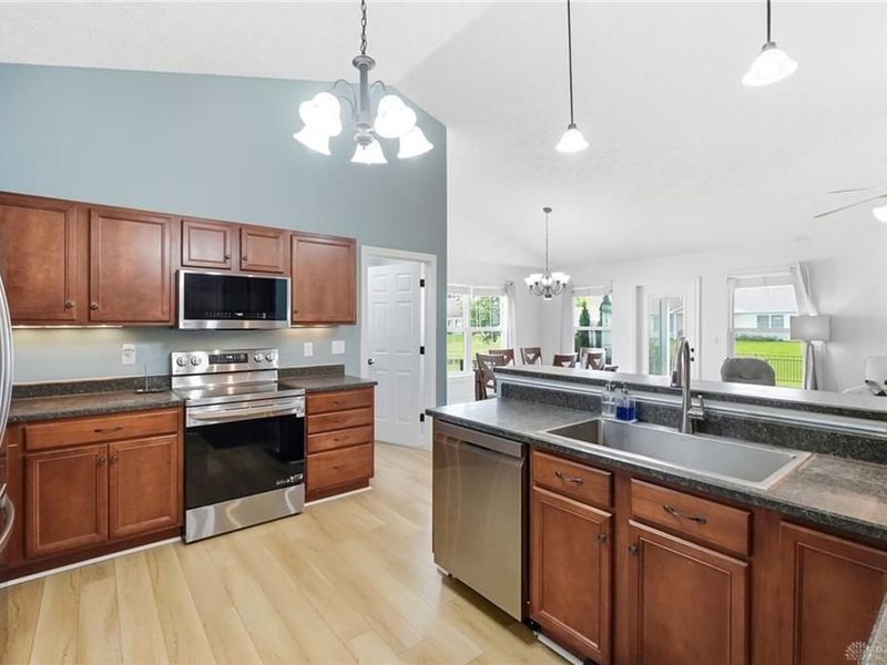 479 Jodee Drive, Xenia, OH 45385 Photo 15