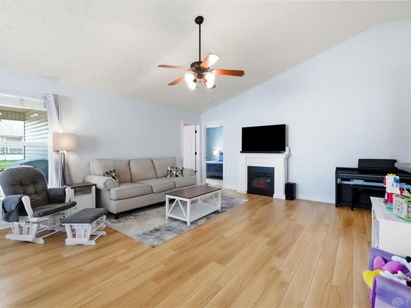 479 Jodee Drive, Xenia, OH 45385 Photo 8
