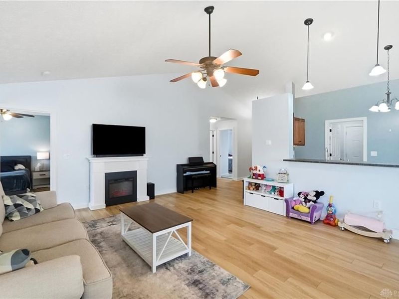 479 Jodee Drive, Xenia, OH 45385 Photo 9