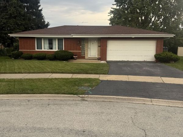 16535 Maple Court, South Holland, IL 60473