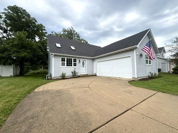 814 Sudbury Drive , Joliet, IL 60435