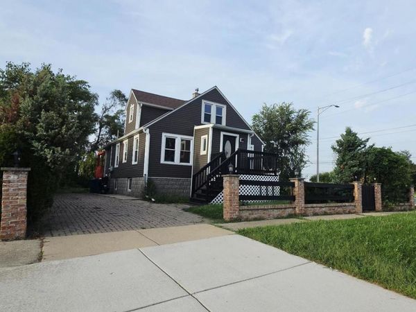 7000 W 71ST Place , Chicago, IL 60638