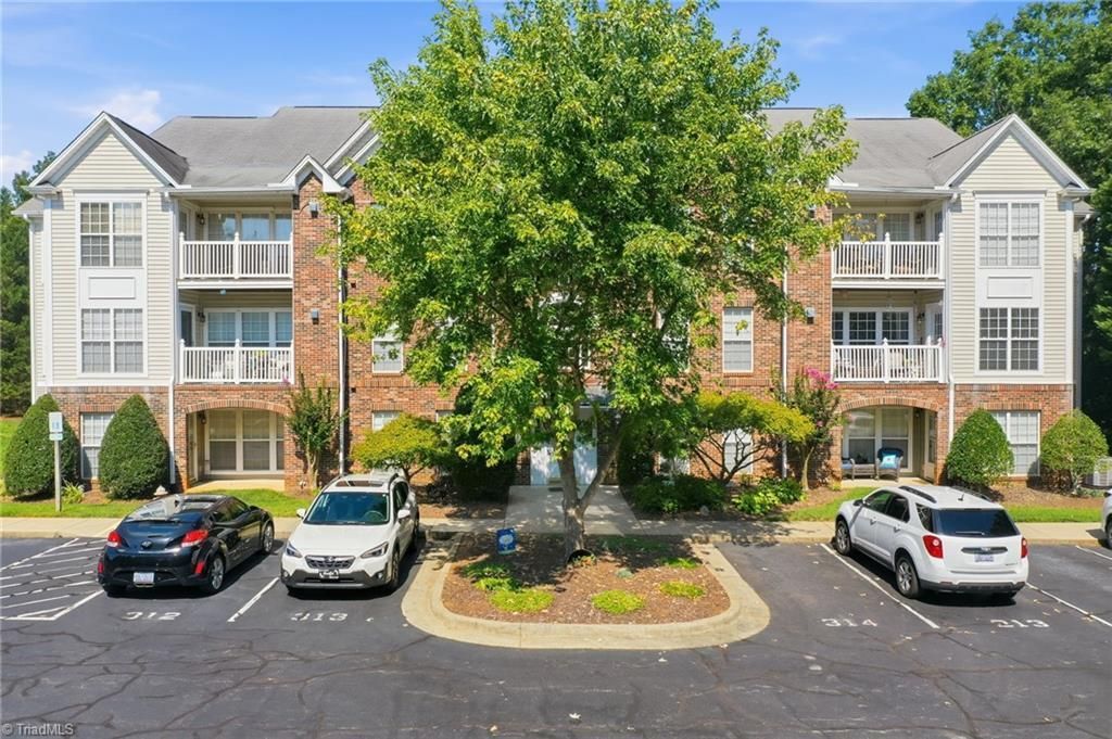 2229 Delaney Drive, Unit 312, Burlington, NC 27215 Main Photo