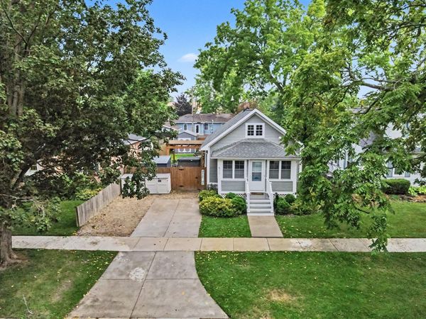 510 Humphrey Street, South Haven, MI 49090