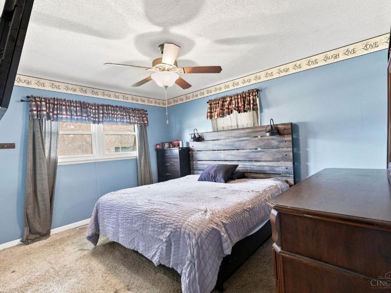 422 Kenwood Lane, Trenton, OH 45067 Photo 9