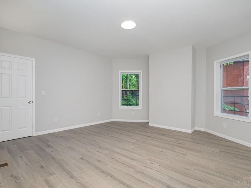 2213 Highland Avenue, Cincinnati, OH 45219 Photo 22
