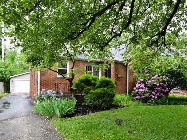 2658 Canterbury Road , Cleveland Heights, OH 44118