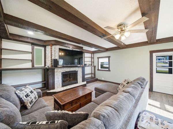 214 E Poplar Street, Roland, IA 50236