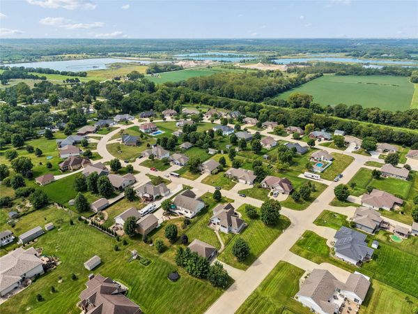 5745 NW 4th Court , Des Moines, IA 50313