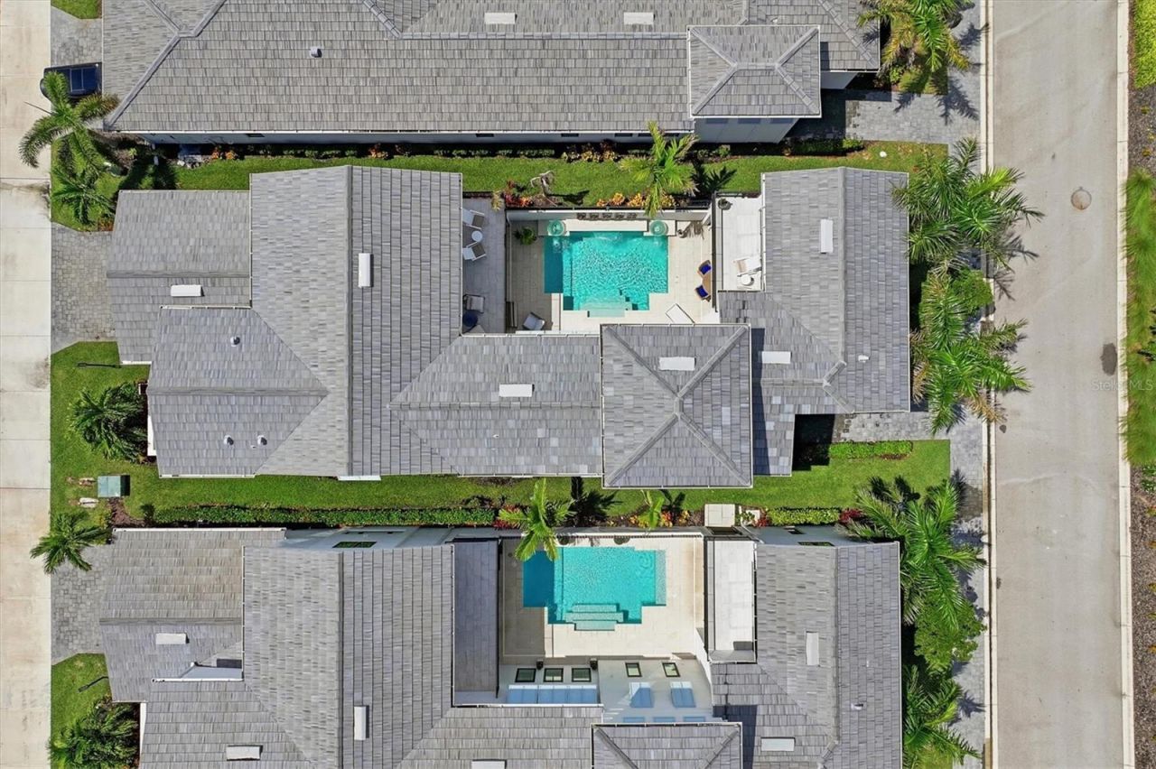 5935 Redbay Boulevard, Bradenton, FL 34210 Photo