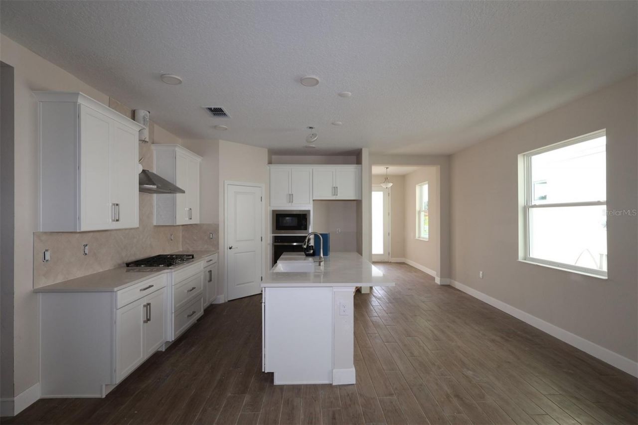 2867 Sweetgrass Lane, Zellwood, FL 32798 Photo