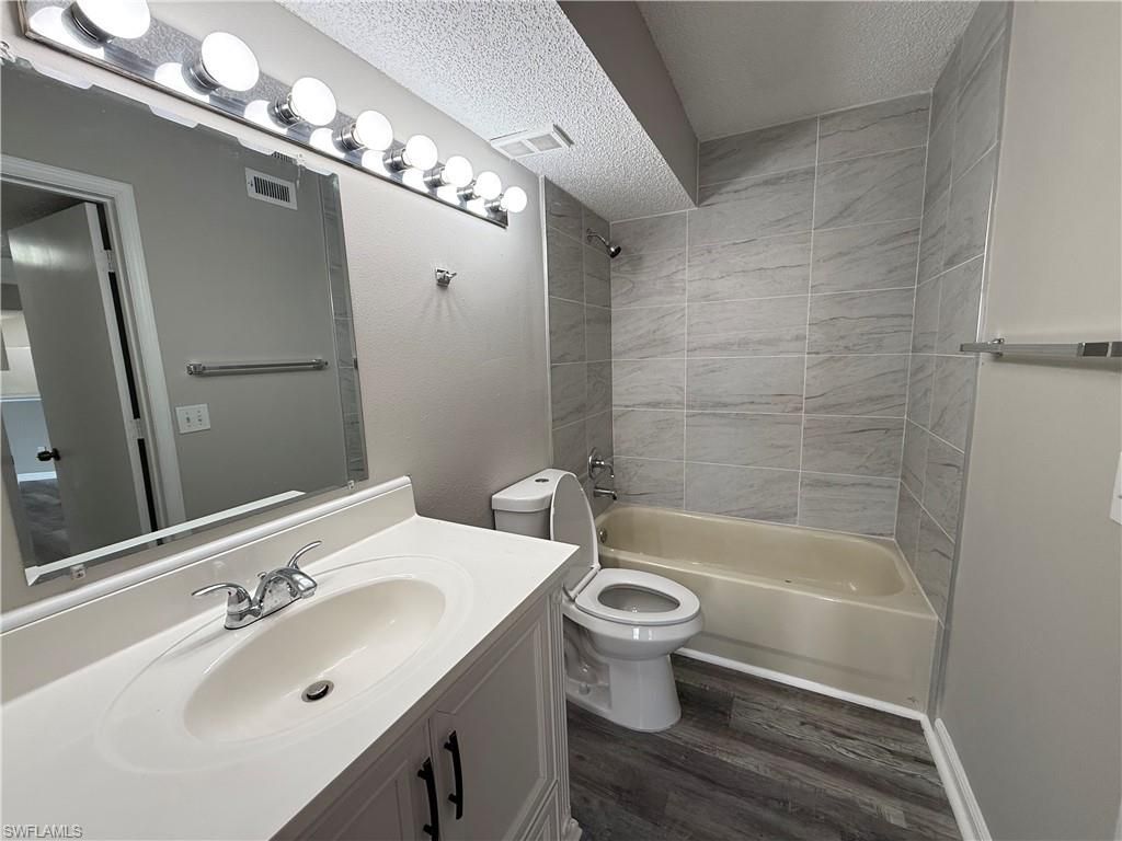 13535 Eagle Ridge Dr , Unit 725, Fort Myers, FL 33912 Photo