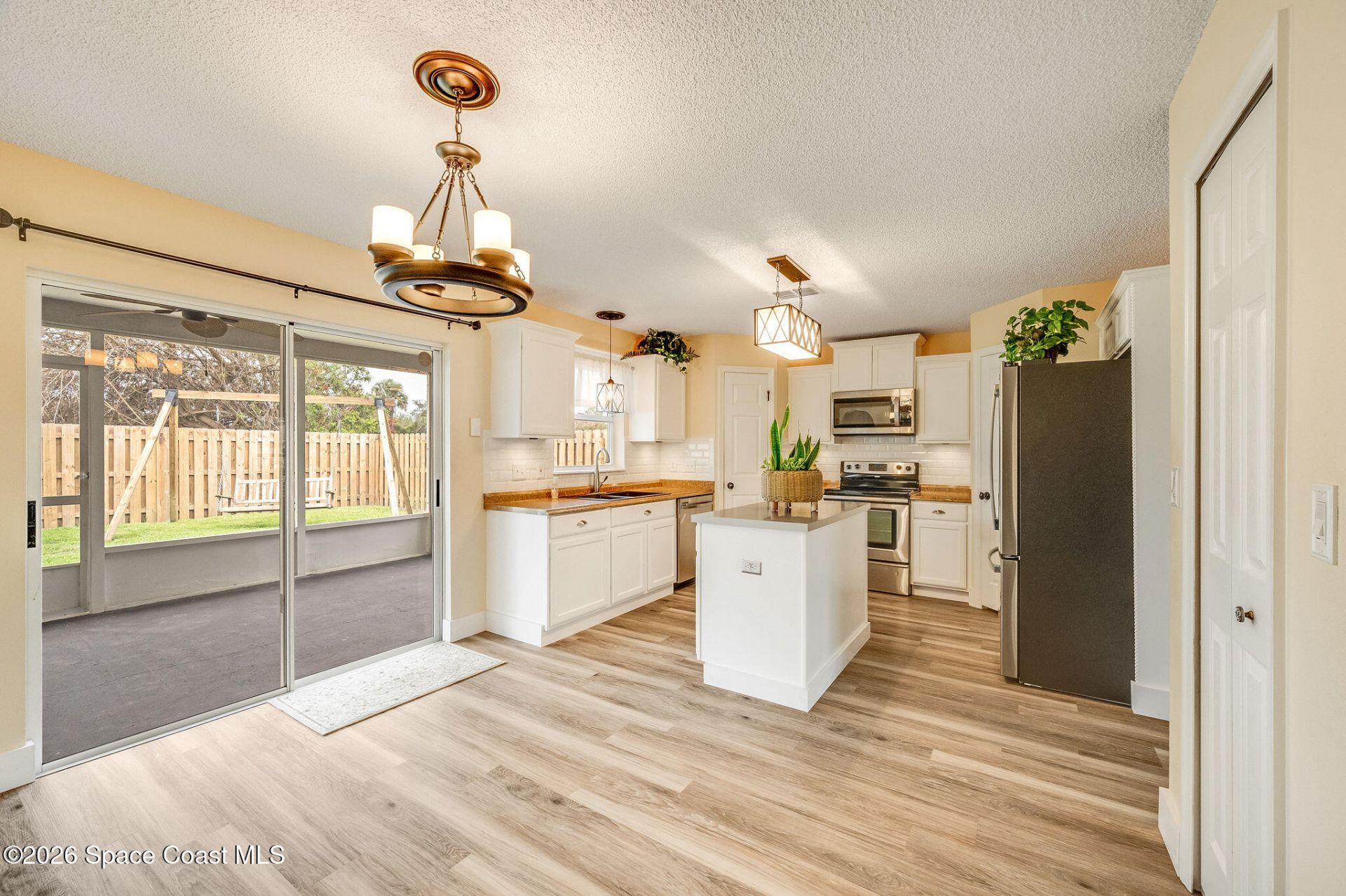2250 Spring Creek Circle Ne, Palm Bay, FL 32905 Photo