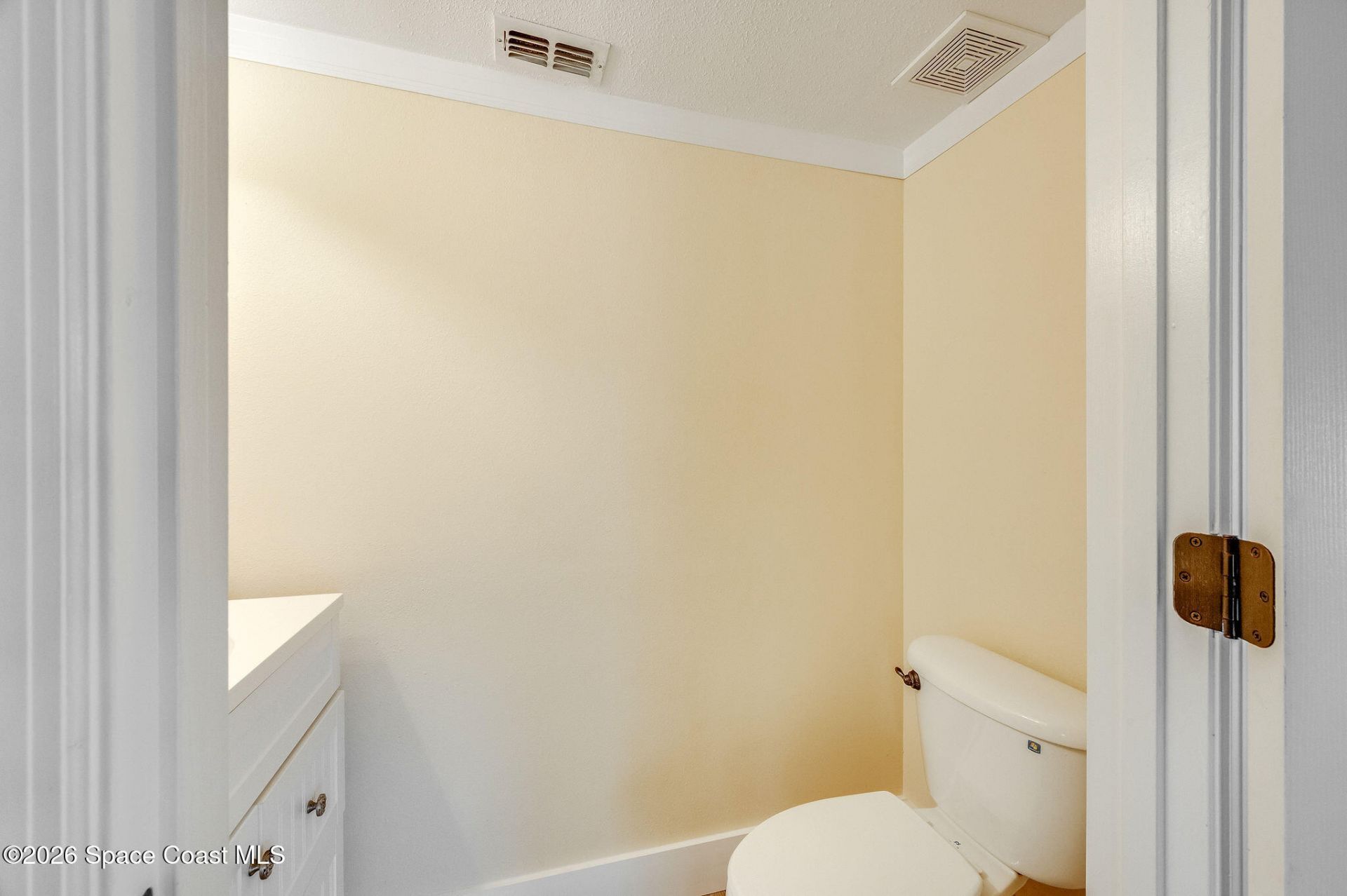 2250 Spring Creek Circle Ne, Palm Bay, FL 32905 Photo
