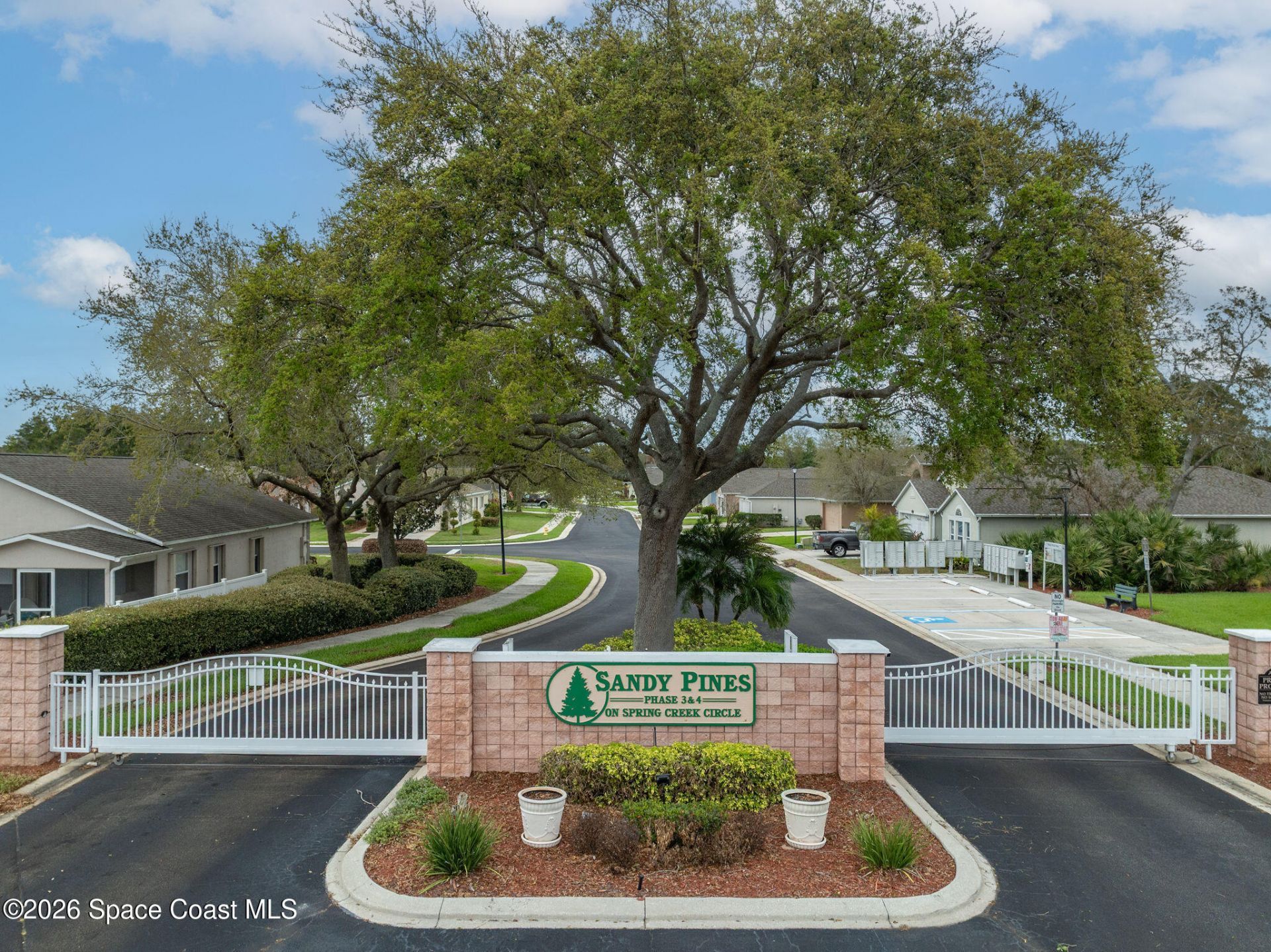 2250 Spring Creek Circle Ne, Palm Bay, FL 32905 Photo