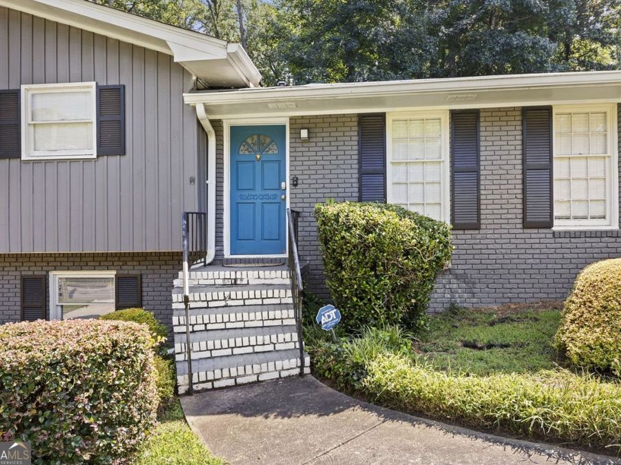 Property Image 4