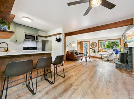 920 Lapham Drive, South Lake Tahoe, CA 96150 Photo