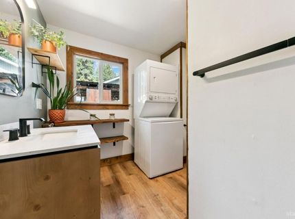 920 Lapham Drive, South Lake Tahoe, CA 96150 Photo