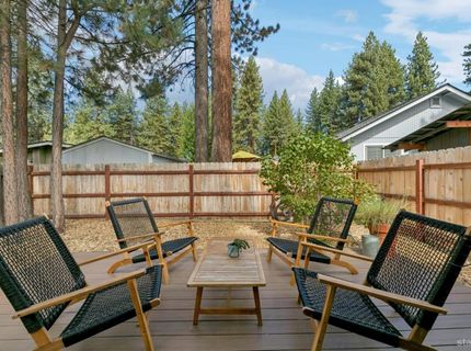 920 Lapham Drive, South Lake Tahoe, CA 96150 Photo