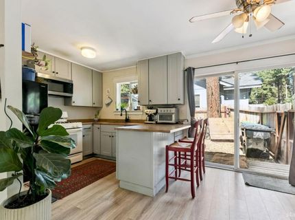 920 Lapham Drive, South Lake Tahoe, CA 96150 Photo