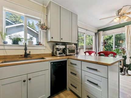 920 Lapham Drive, South Lake Tahoe, CA 96150 Photo