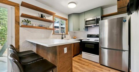 920 Lapham Drive, South Lake Tahoe, CA 96150 Photo