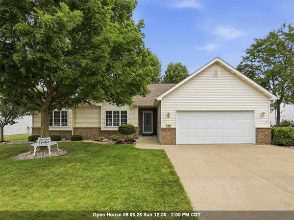 89 PENBROOK CIRCLE, Appleton, WI 54914