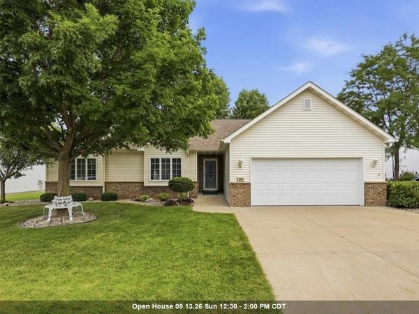 89 PENBROOK CIRCLE, Appleton, WI 54914