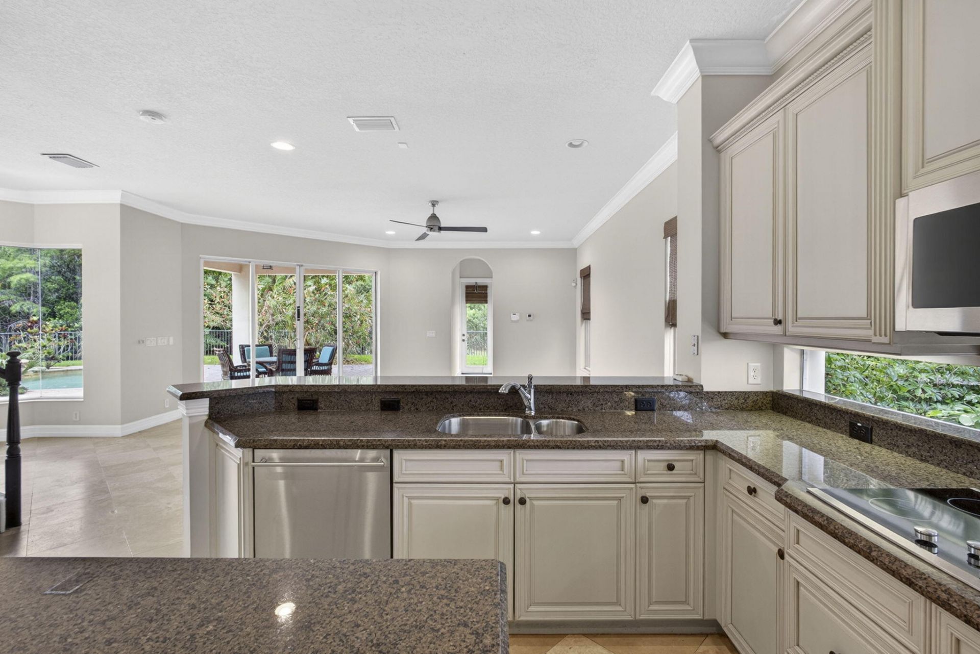 625 Glenfield Way, Royal Palm Beach, FL 33411 Photo