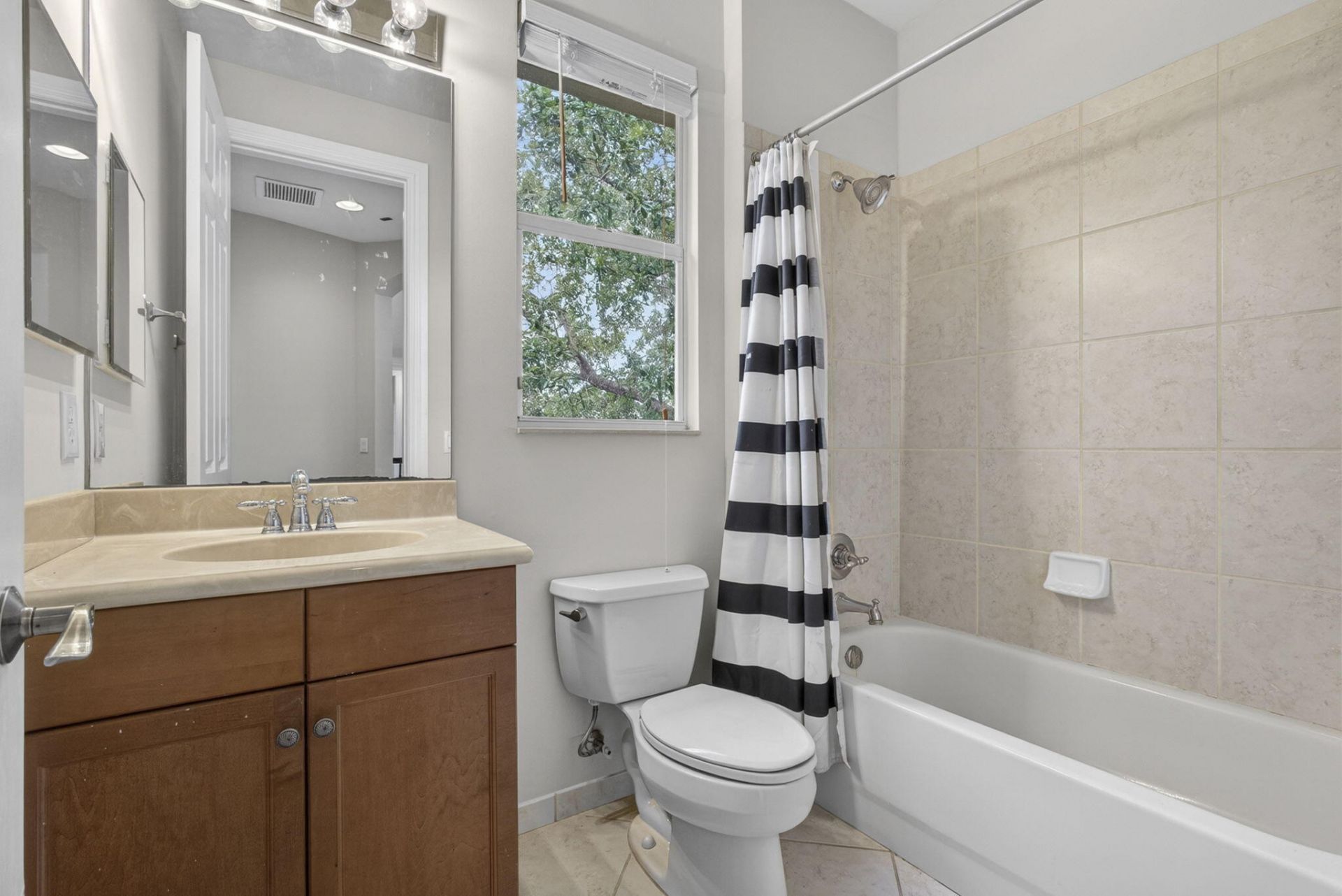 625 Glenfield Way, Royal Palm Beach, FL 33411 Photo
