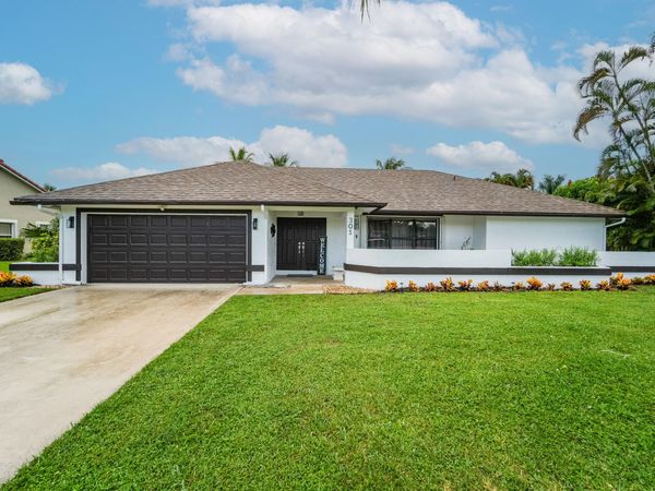 301 KNOTTY WOOD Lane, Wellington, FL 33414