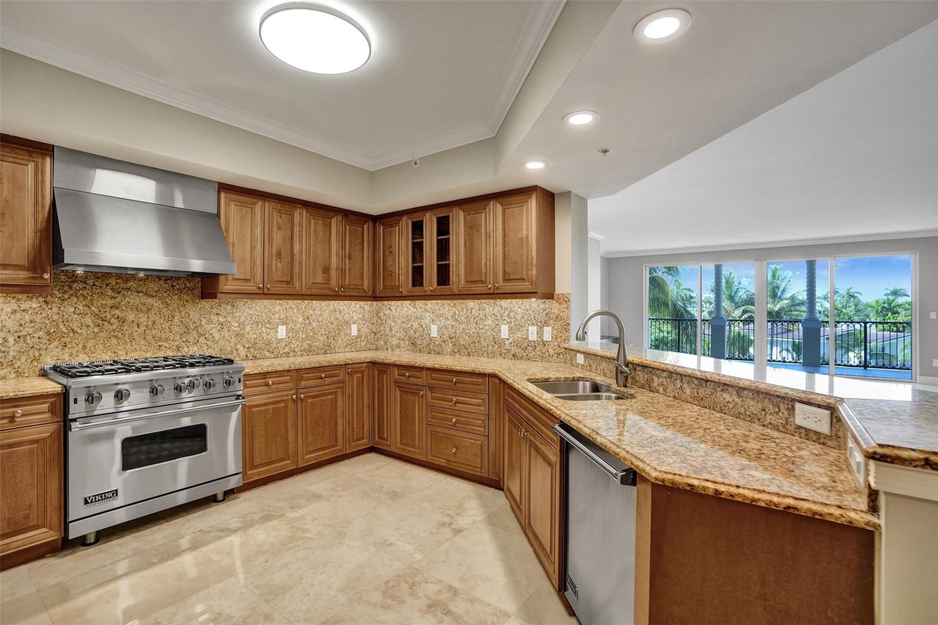 1424 SE 12th Street, Unit 2B, Fort Lauderdale, FL 33316 Photo