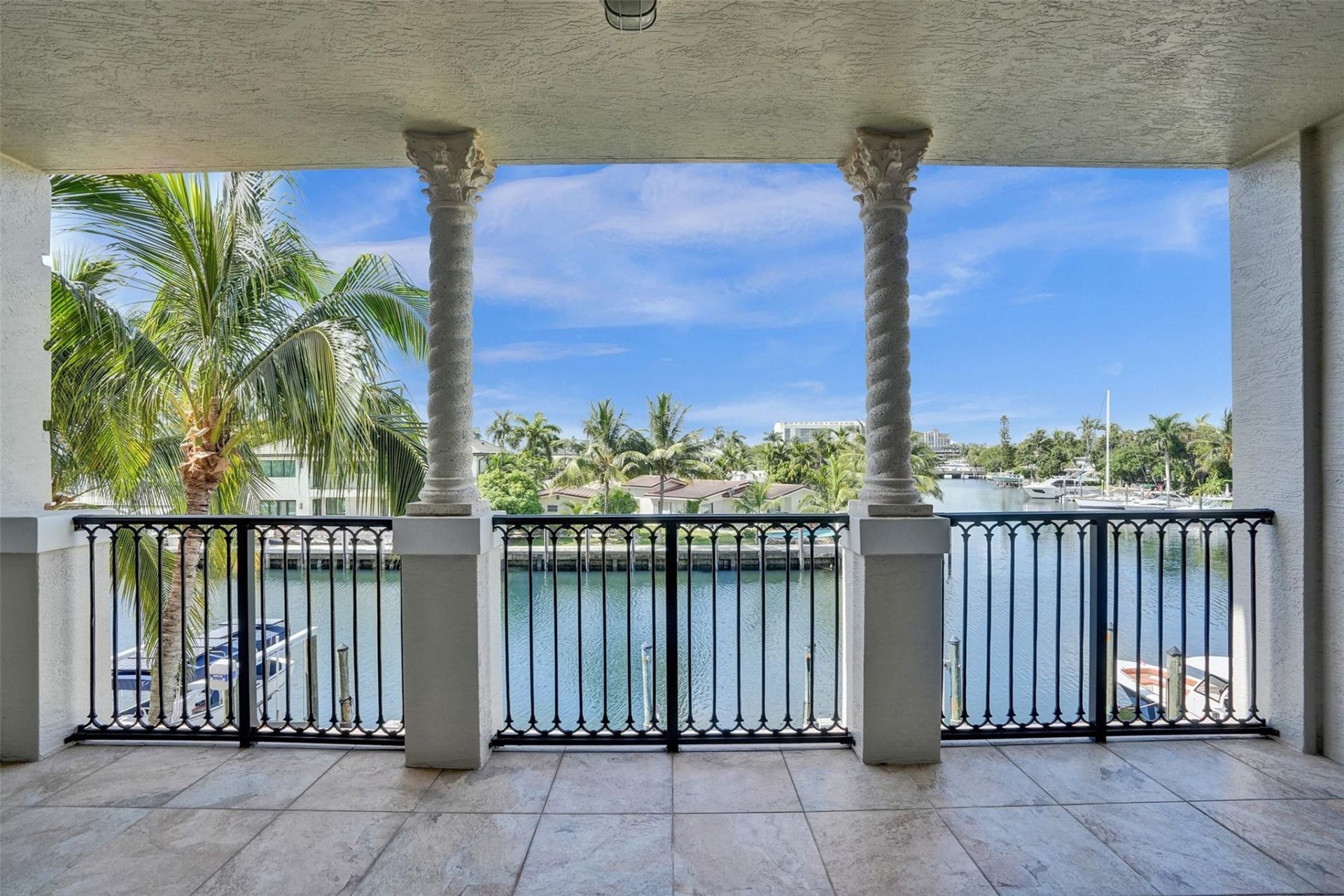 1424 SE 12th Street, Unit 2B, Fort Lauderdale, FL 33316 Photo