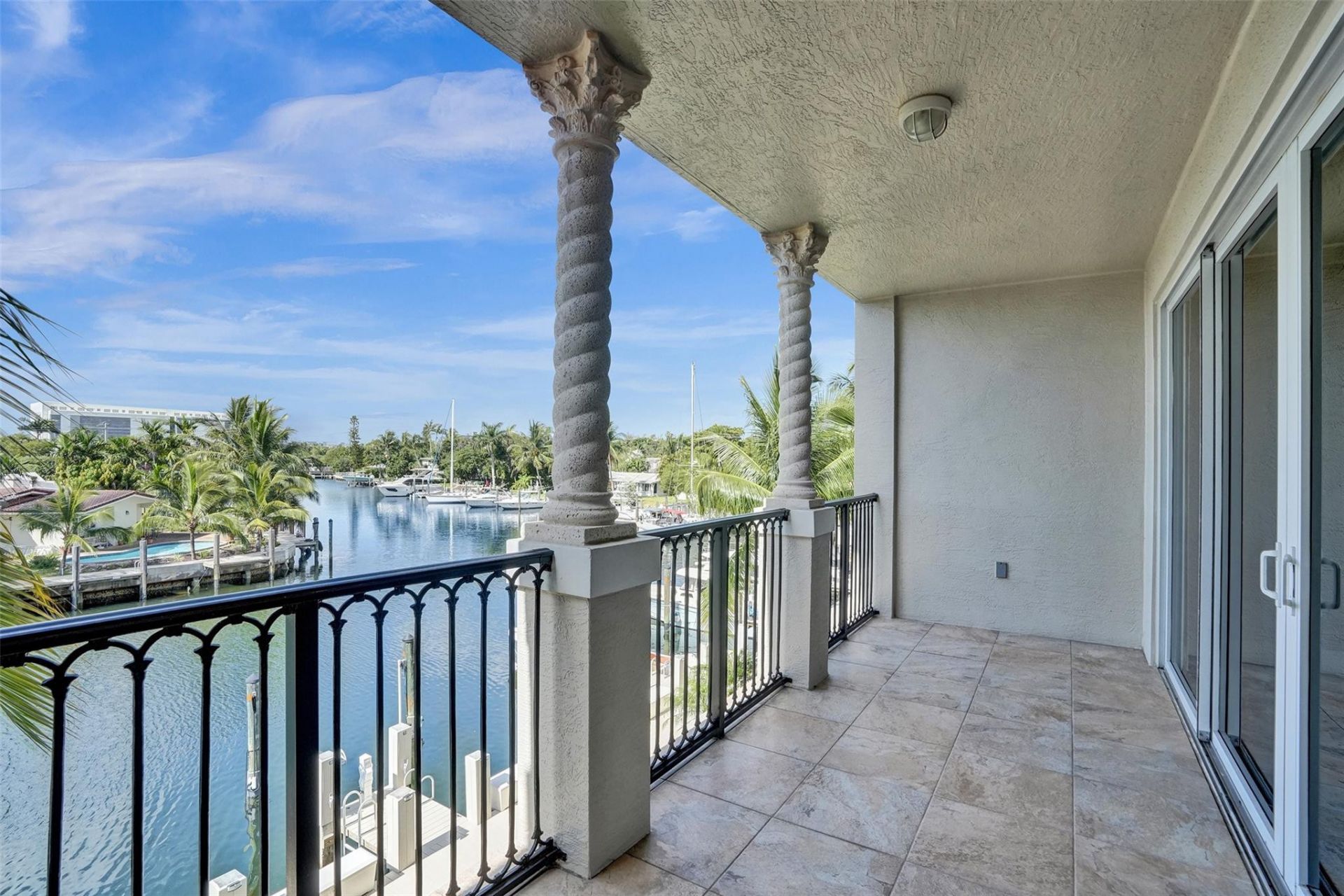 1424 SE 12th Street, Unit 2B, Fort Lauderdale, FL 33316 Photo
