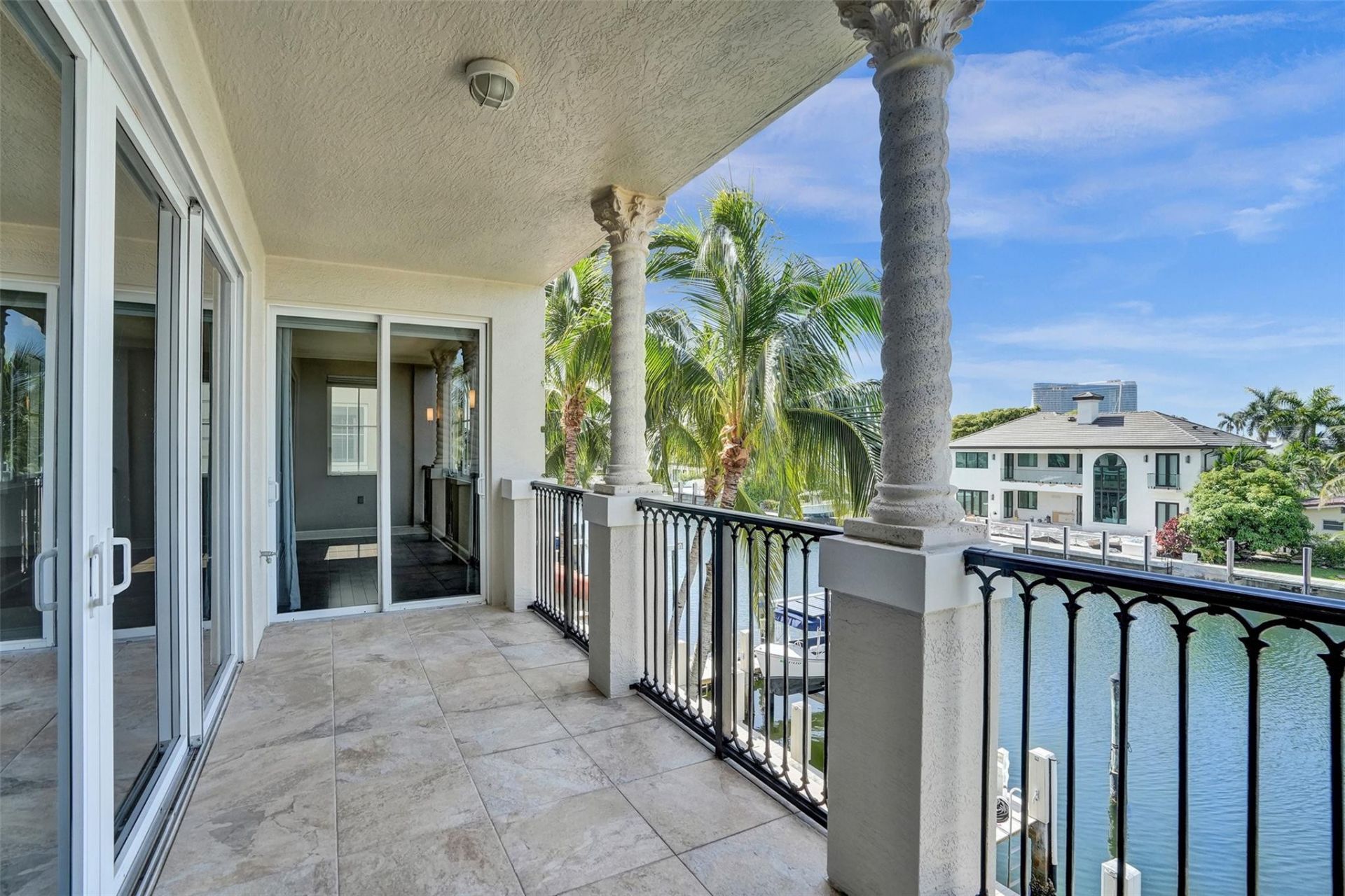 1424 SE 12th Street, Unit 2B, Fort Lauderdale, FL 33316 Photo